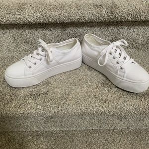White Steve Madden platform sneakers